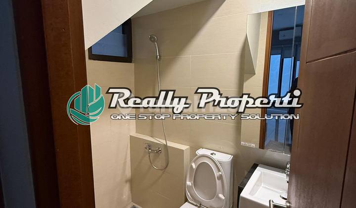 For Sale Premier Estate 2 Type Fresnay House in Kodau Jatiwarna Pondok Melati Cash / Mortgage 2