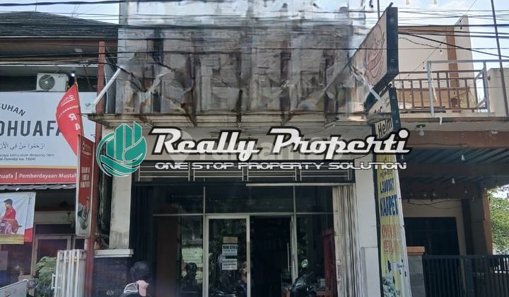 Jual Murah Ruko Siap Pakai untuk Usaha Laundry Semi Furnished, 2 ½ Lantai di Rawa Lumbu Bekasi Timur