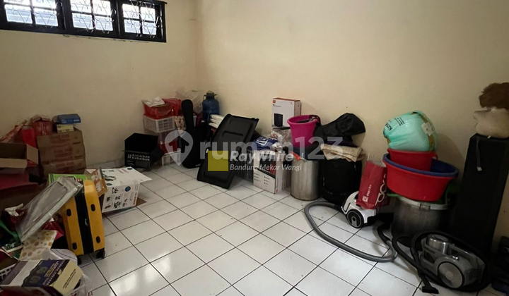 Rumah Srimahi Strategis dan Terawat Sayap Bkr 2
