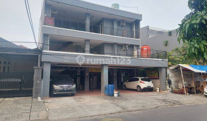 Kost 4 Lantai 48 Kamar di Grogol Dekat Universitas Dan Stasiun 1
