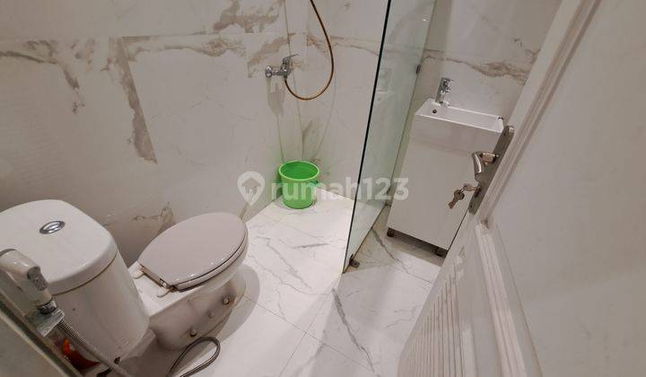 Rumah 3 Lantai Grand Puri Grisenda 4