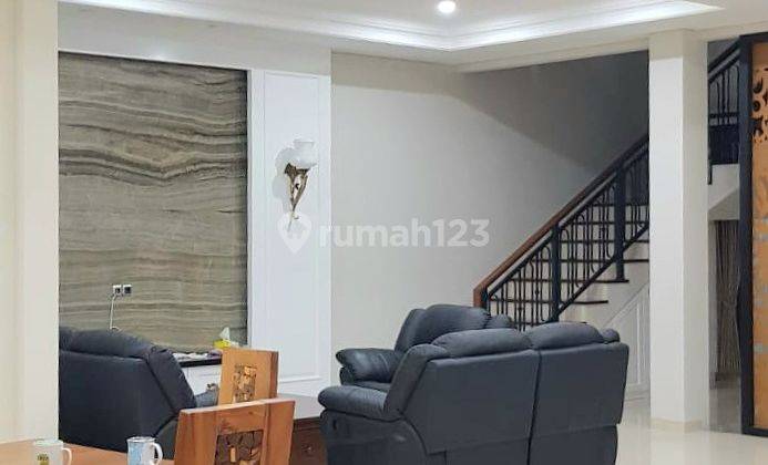 Rumah Scarlet The Springs Gading Serpong, Siap Huni Furnished  2