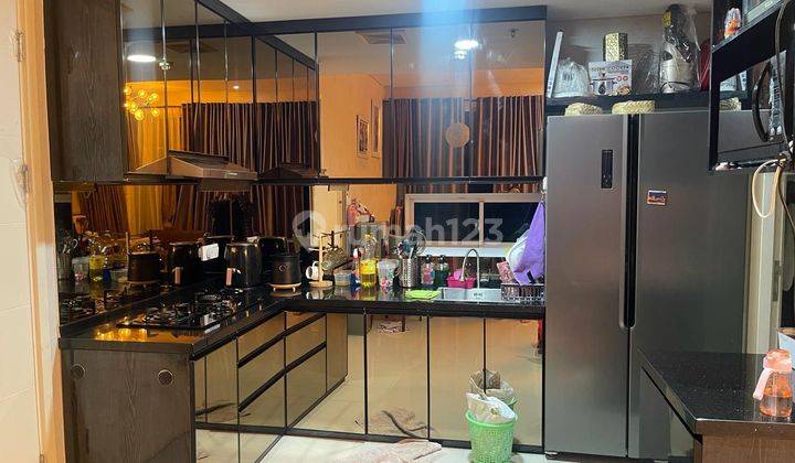 Apartemen Rainbow Springs Condovillas Gading Serpong, 3BR, Dekat Danau 2