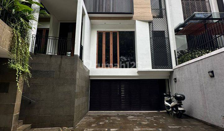 Rumah Di Jual Siap Huni Di Patra Kuningan 1