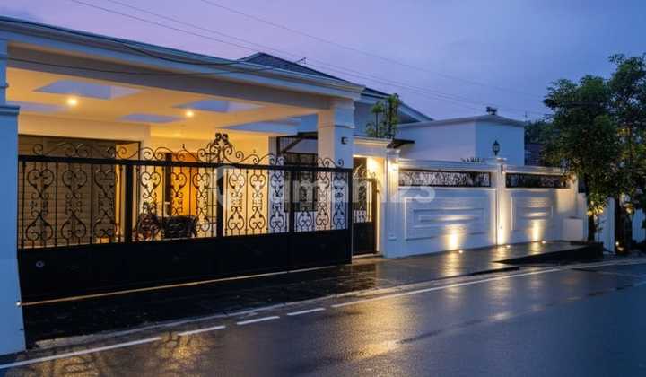 Siap Huni, Rumah, 2 Lantai, SHM, di Cilandak Siap Huni, Rumah, 2 Lantai, SHM, di Cilandak