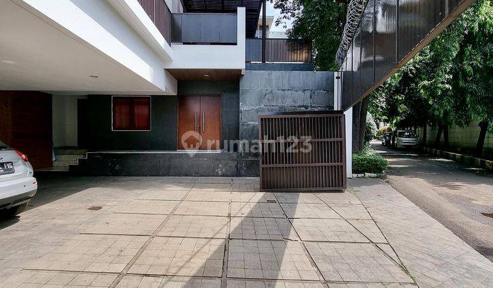 Dijual Rumah Di Simprug Golf Lokasi Strategis 2