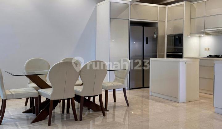 Siap Huni, Rumah, 2 Lantai, SHM, di Cilandak 2