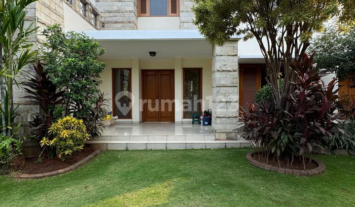 Siap Huni, Rumah, 2 Lantai, SHM, di Kemang