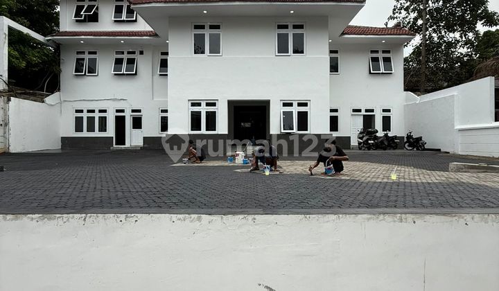 Rumah Komersial Di Menteng Izin 8 Lantai 2