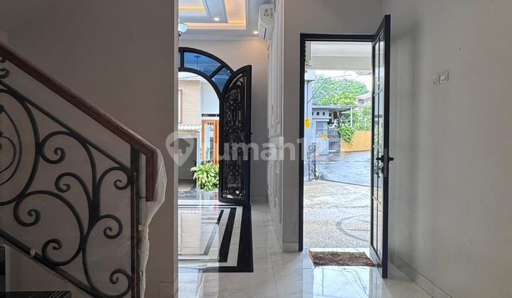 Siap Huni, Rumah, 2 Lantai, SHM, di Jagakarsa 2