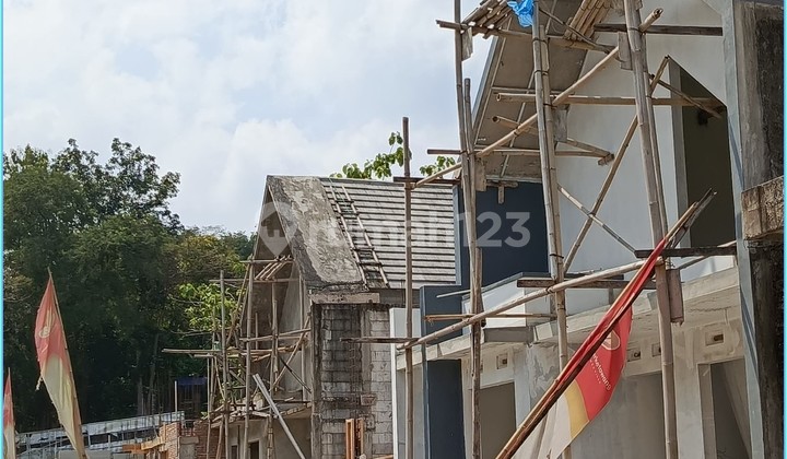 Rumah Dijual Sleman Dalam Cluster Nuansa Villa 6 KM ke Malioboro