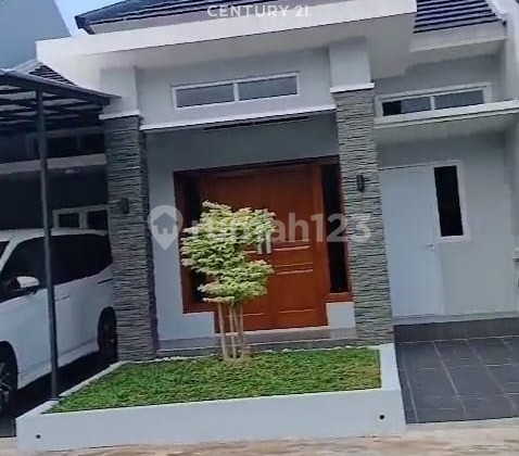 Dijual Rumah Bagus Siap Huni Di Komplek Pajak  Cipadu
