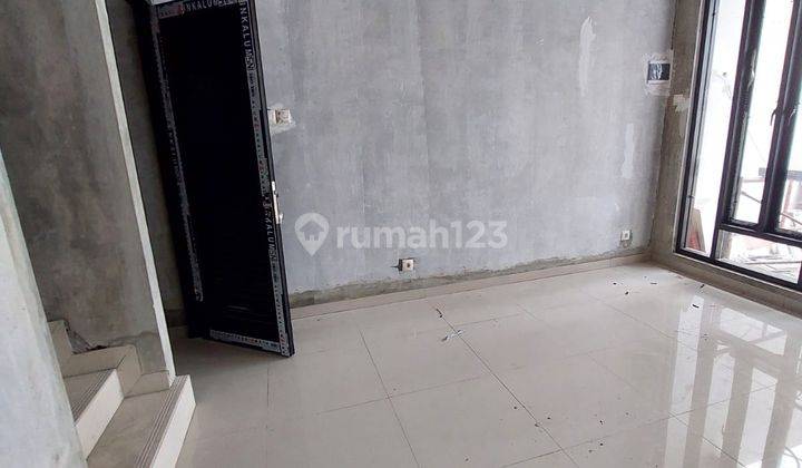 Dijual Rumah Baru Modern Clasik Di Rempoa Dekat Mrt Lebak Jakarta Selatan 2