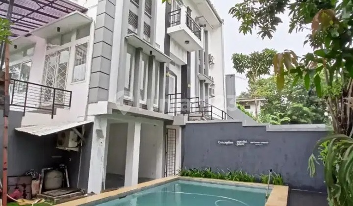 Dijual Rumah Mewah Murah di Kemang Jakarta Selatan