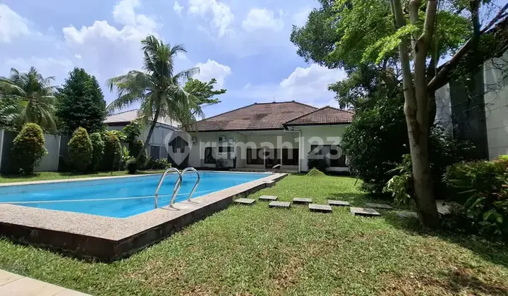 Quick Rental: Affordable Luxury House in Kemang, South Jakarta 2