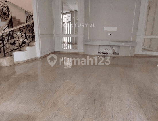 Disewakan Rumah Mewah di Kemang Indah Jakarta Selatan 2