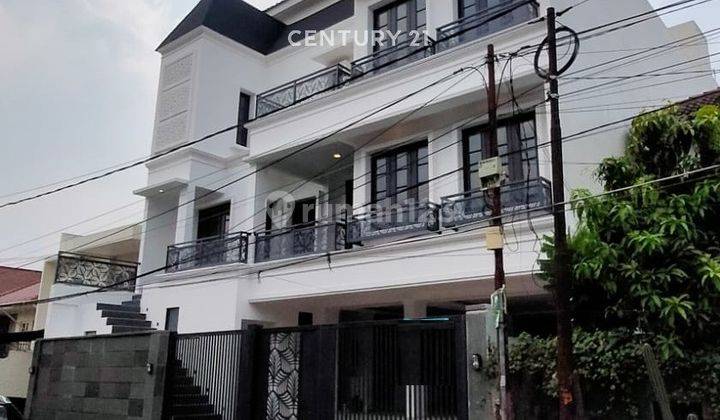 Dijual Rumah Bagus Strategis Di Gandaria Utara Kebayoran Baru Jakarta Selatan 1