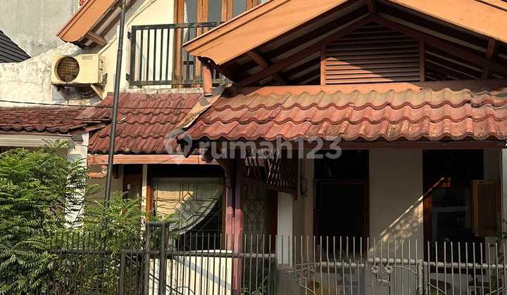 Dijual Rumah Tua Murah di Hitung Tanah Dekat Taman Komplek di Bintaro Jaya Sektor 5 Tangerang Selatan 1