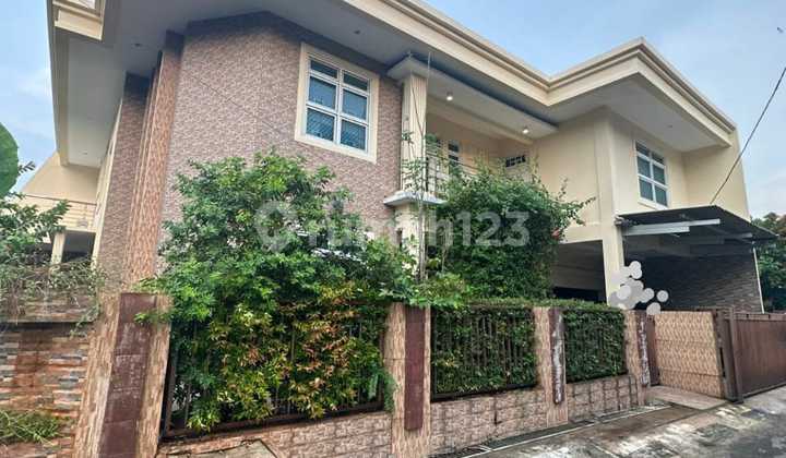 Dijual Cepat Townhouse Mewah Murah Dekat Stasiun Kereta Api Mal Kalibata Jakarta Selatan 2