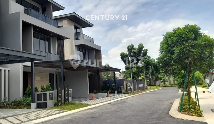 New House in Bintaro Sector 7, Cash or KPR Available, Near Toll Gate