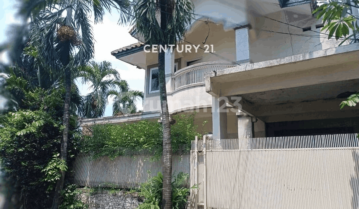 Dijual Rumah Strategis di Hook Harga Menarik di Bintaro Permai Tangerang Selatan