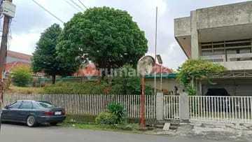 For Sale Cheap House Flood-Free Wide Road Clean and Lush in Pondok Pinang South Jakarta