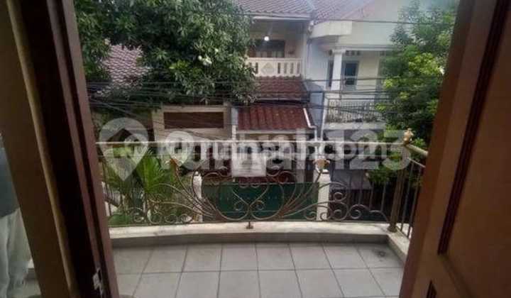 Dijual Rumah kostan Terisi Penuh di Kesehatan Bintaro Jakarta Selatan