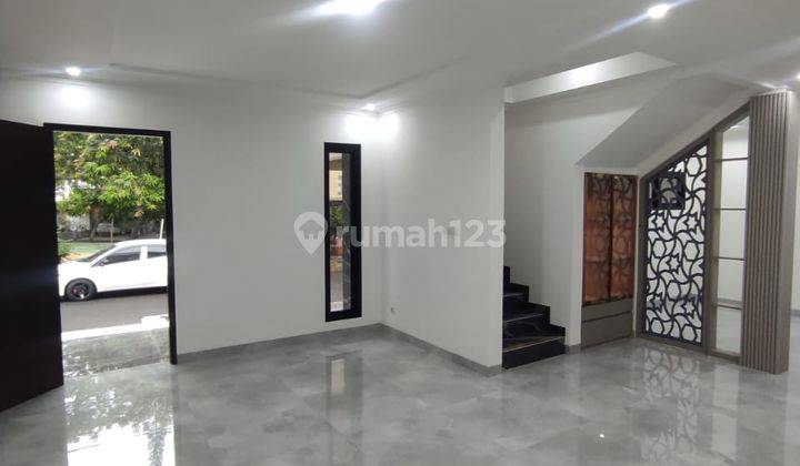 Dijual Cepat Rumah Murah Town House Posisi di Hook Di Bintaro Jaya Sektor 9 Tangerang Selatan 2