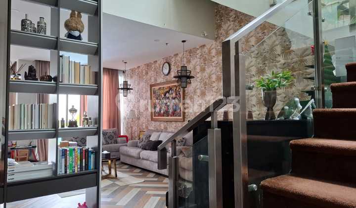 Essence Darmawangsa Townhouse, Ada Pool, Furnished, Sangat Bagus 2