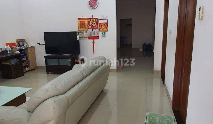 Rumah Siap Huni di Kesehatan Jakarta Pusat, Full Furnished 2