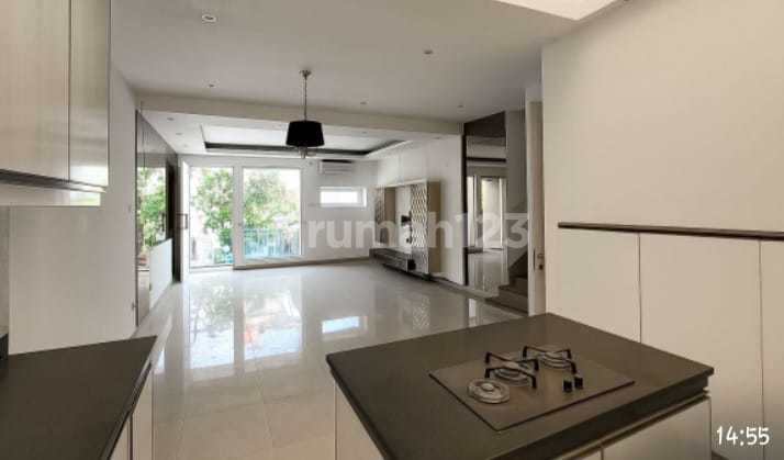 Negotiable Until Deal, Minimalist House in Layar Permai Area, Excellent Condition 2