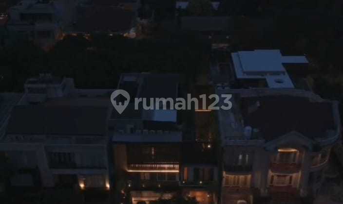 Rumah Mewah di Katamaran Indah 6 Ada Pool