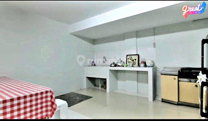 Kost 5 Lantai di Bandengan, Kamar Mandi Dalam 1