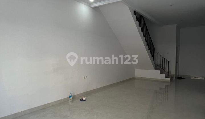 Brand New di Muara Karang, Lokasi Bagus, Luas 120 m2 2