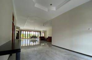 Rumah Baru Unfurnished, Ada Pool Daerah Cipete 1