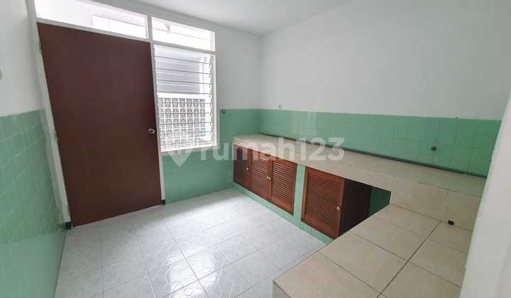 Disewakan Rumah Siap Huni di Darmo Permai Selatan Surabaya 2