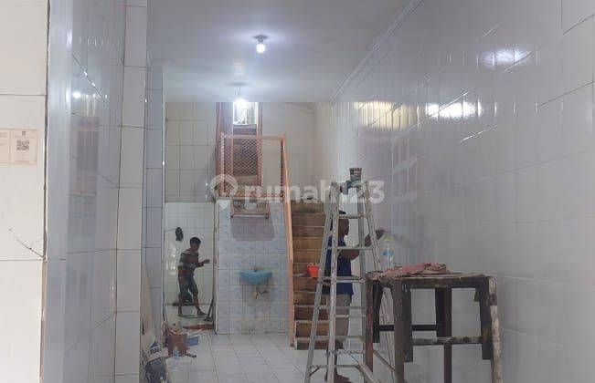 Disewakan Rumah Pusat Kota di Jl Walikota Mustajab Surabaya 1