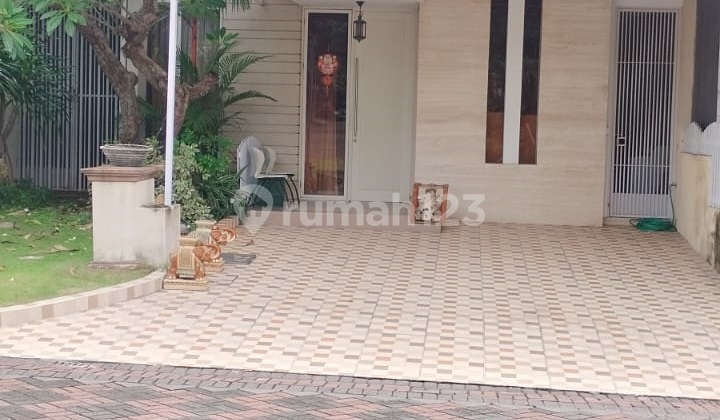 Dijual Rumah 2 Lantai di Pakuwon Indah Granada Surabaya