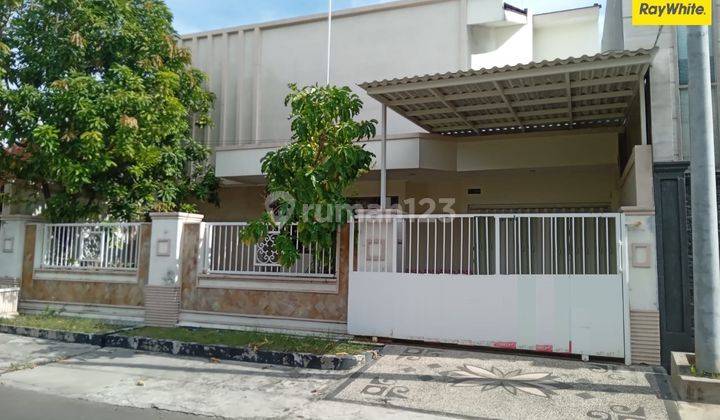 Dijual Rumah 2 Lantai SHM di Dharmahusada Indah Tengah Surabaya 1