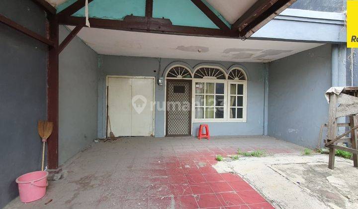 Dijual Rumah SHM Pusat Kota di Jl Petemon Surabaya 1