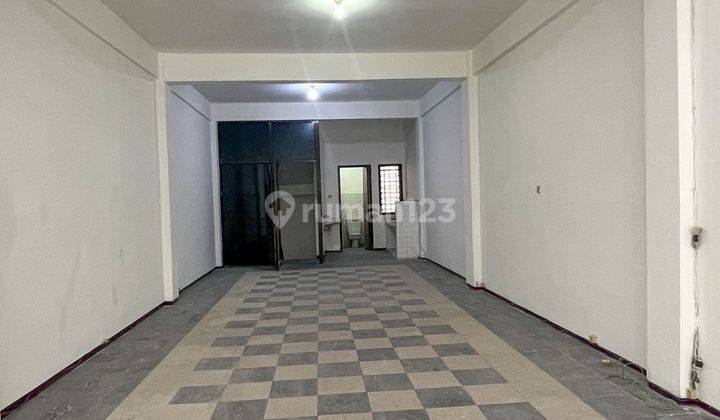 Dijual Ruko 3 Lantai di Jalan Ngemplak Genteng Surabaya Pusat 2