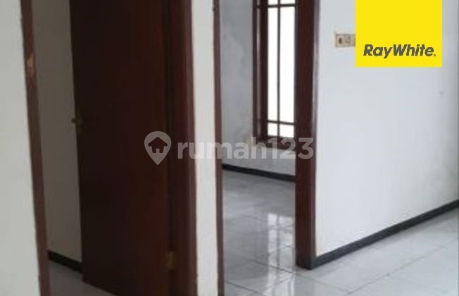 Dijual Rumah 2 Lantai SHM di Klampis Semolo Timur Surabaya 1