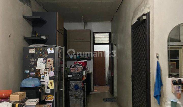 Dijual Rumah SHM Area Komersial di Jl Kalibutuh Surabaya 2