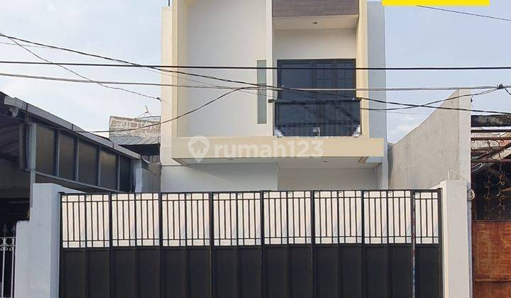 Dijual Rumah 2 Lantai SHM di Simpang Darmo Permai Utara Surabaya 1