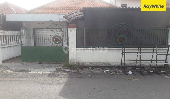 Dijual Rumah SHM di Jl Kedung Baruk Rungkut Surabaya 1