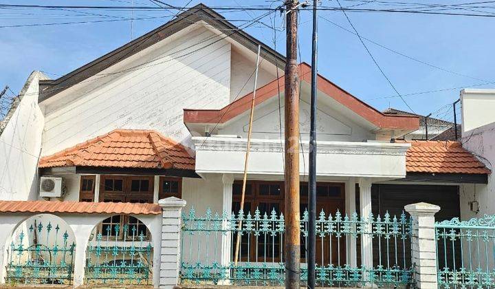 Dijual Rumah SHM di Dharmahusada Indah Tengah Surabaya 1