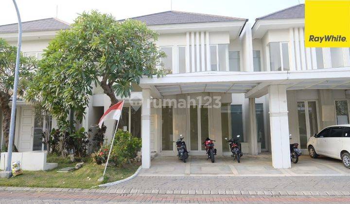 Dijual Rumah 2 lantai SHM Grand Pakuwon South Victoria Surabaya 1