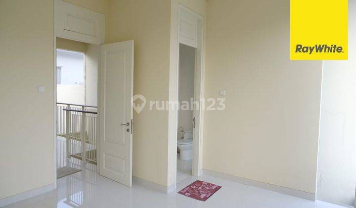 Dijual Rumah 2 lantai SHM Grand Pakuwon South Victoria Surabaya 2