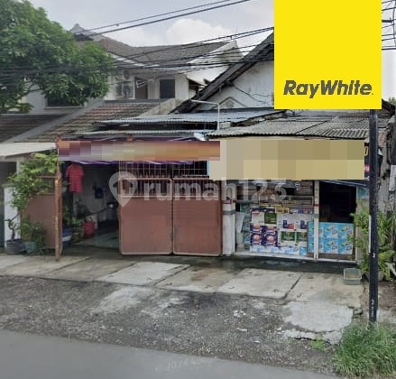 Dijual Rumah di Jalan Dukuh Kupang Surabaya 1