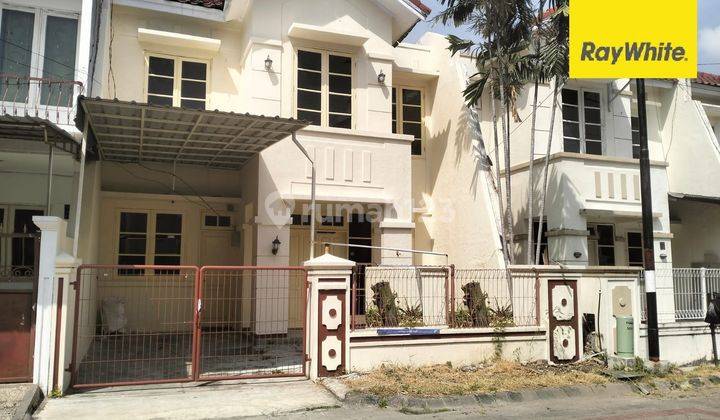 Dijual Rumah 2 Lantai di Dharmahusada Mas Surabaya 1